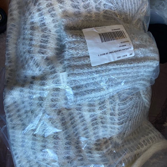 Anthropologie sleeping on snow tunic sweater dress - Picture 3 of 3